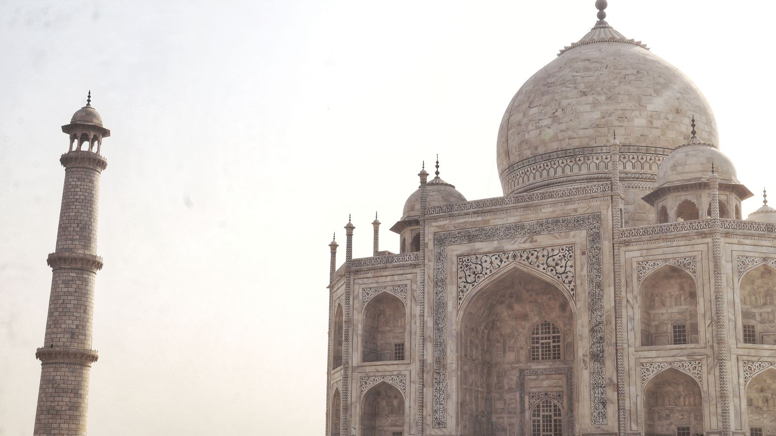 Agra by road
