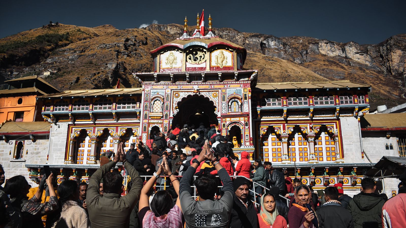 Badrinath by road