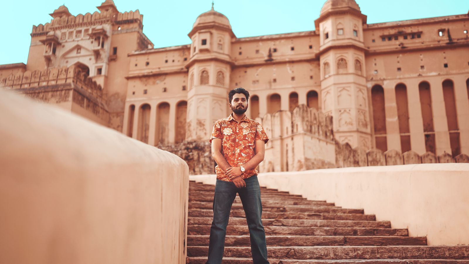 Bundi by road