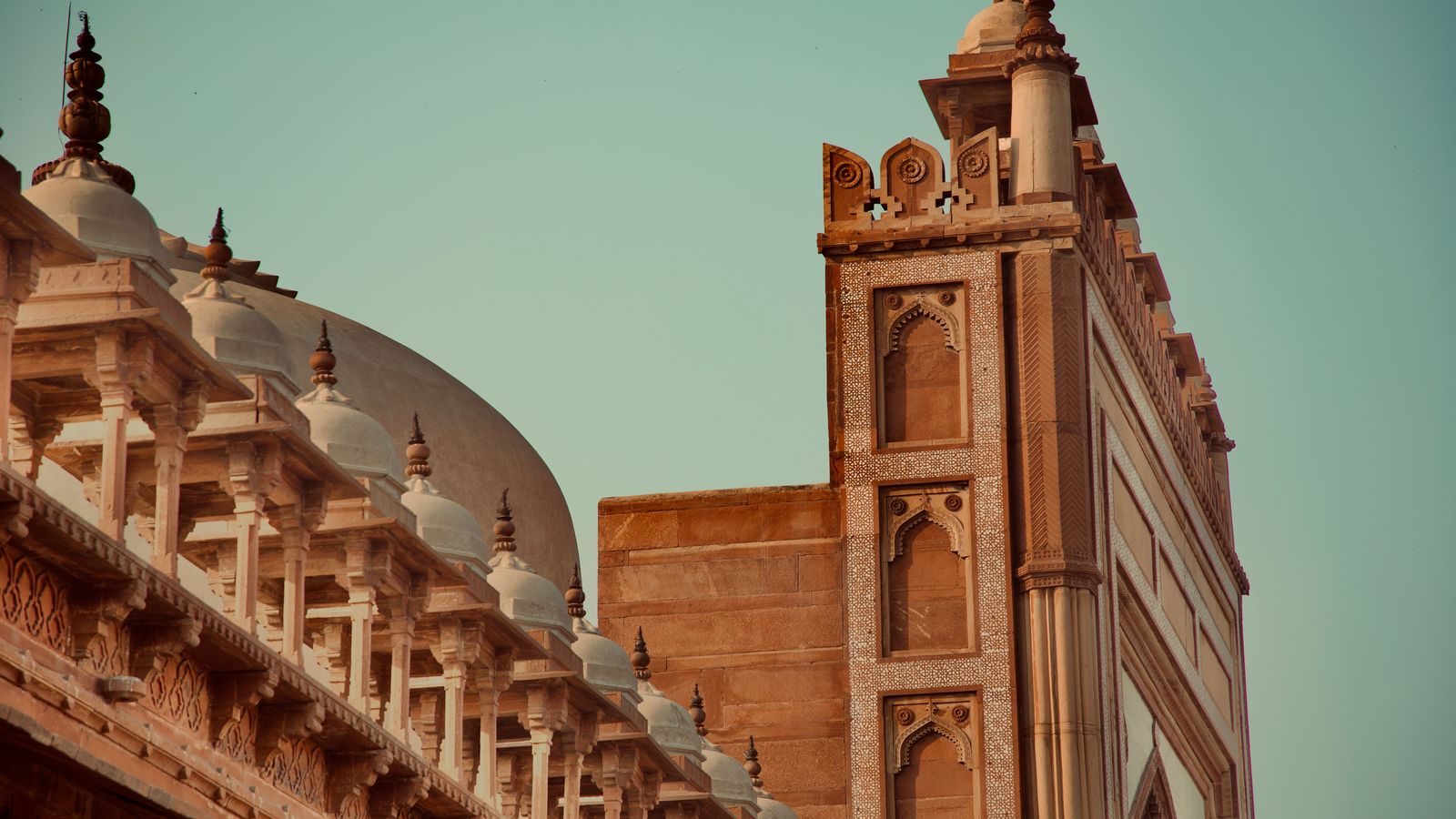 Fatehpur Sikri by road