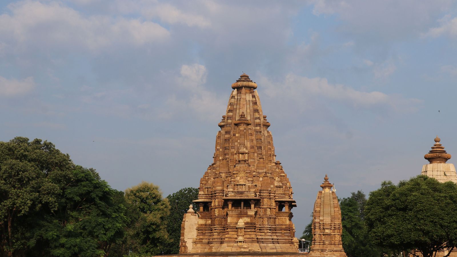 Khajuraho by road