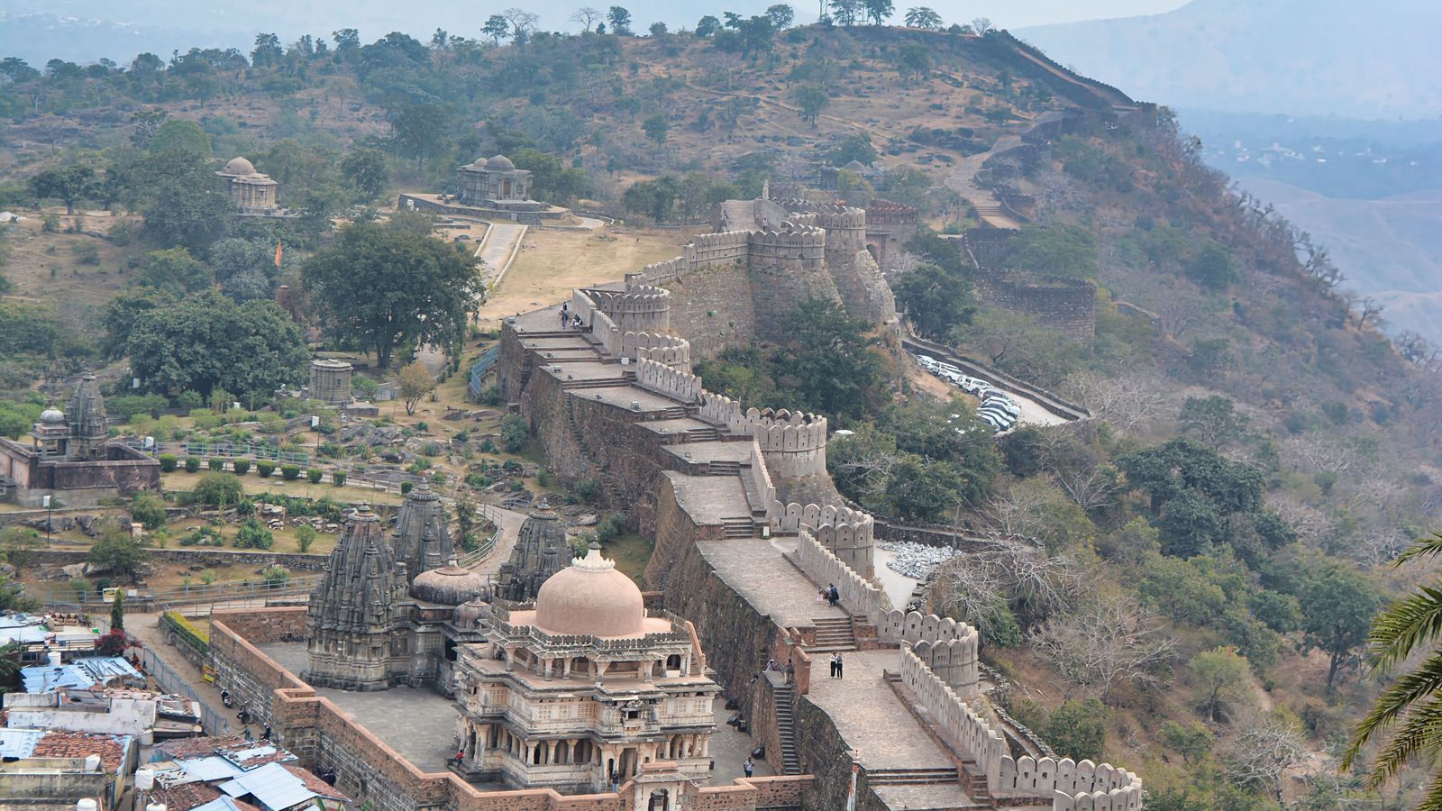 Kumbhalgarh by road