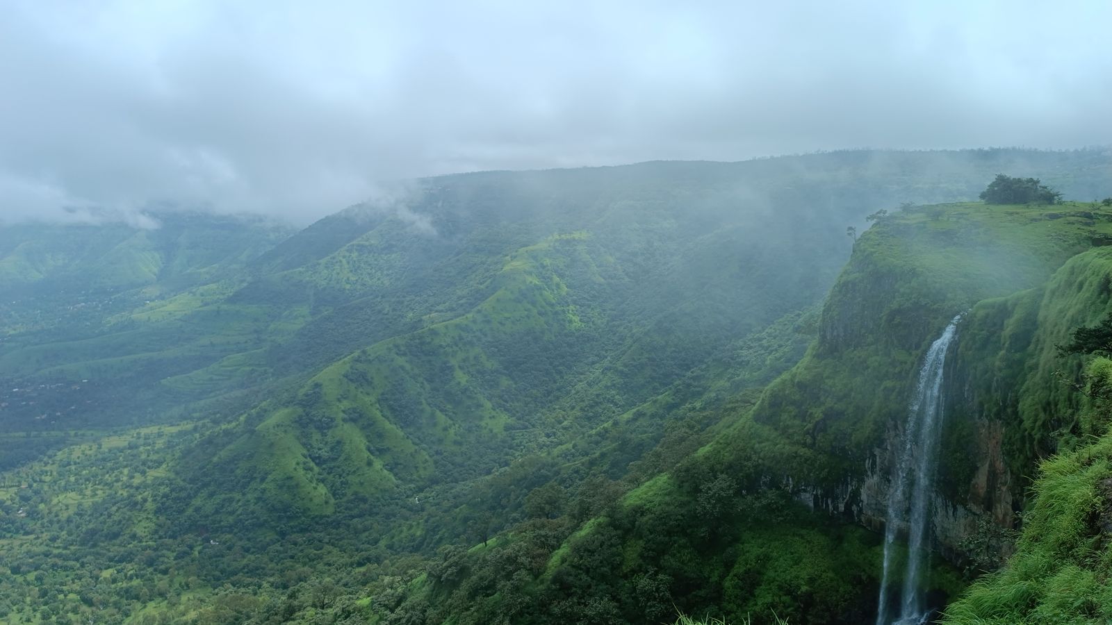 Mahabaleshwar by road