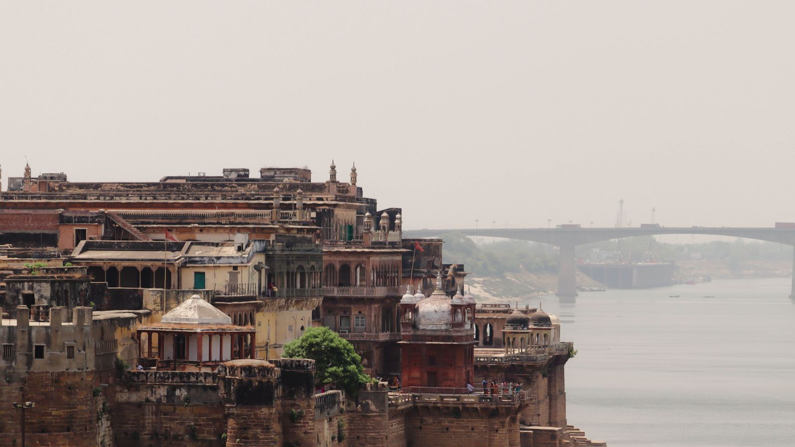 Maheshwar by road