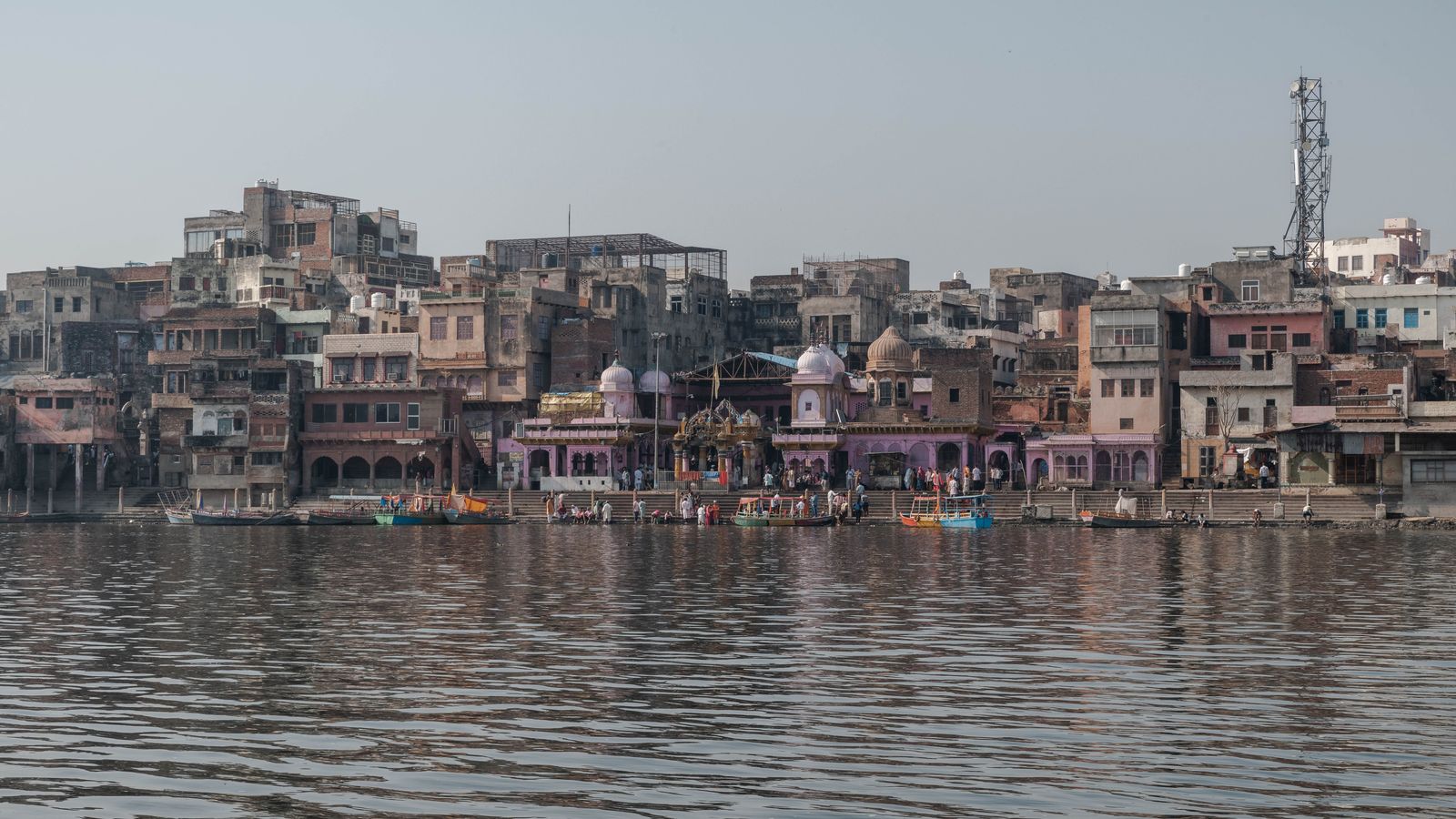 Mathura by road