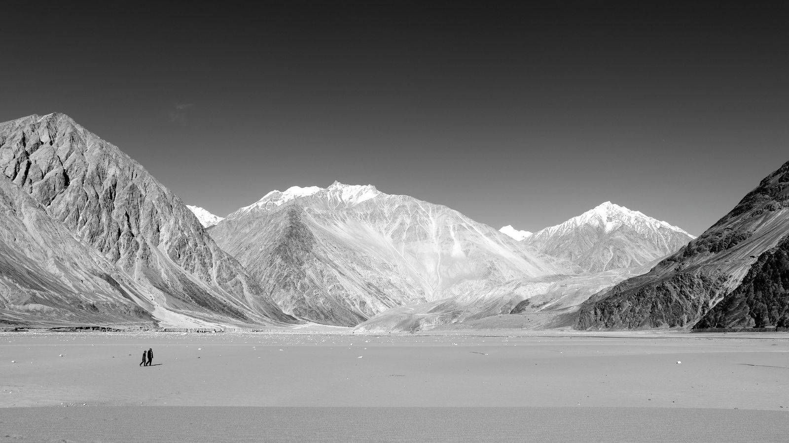 Nubra Valley by road