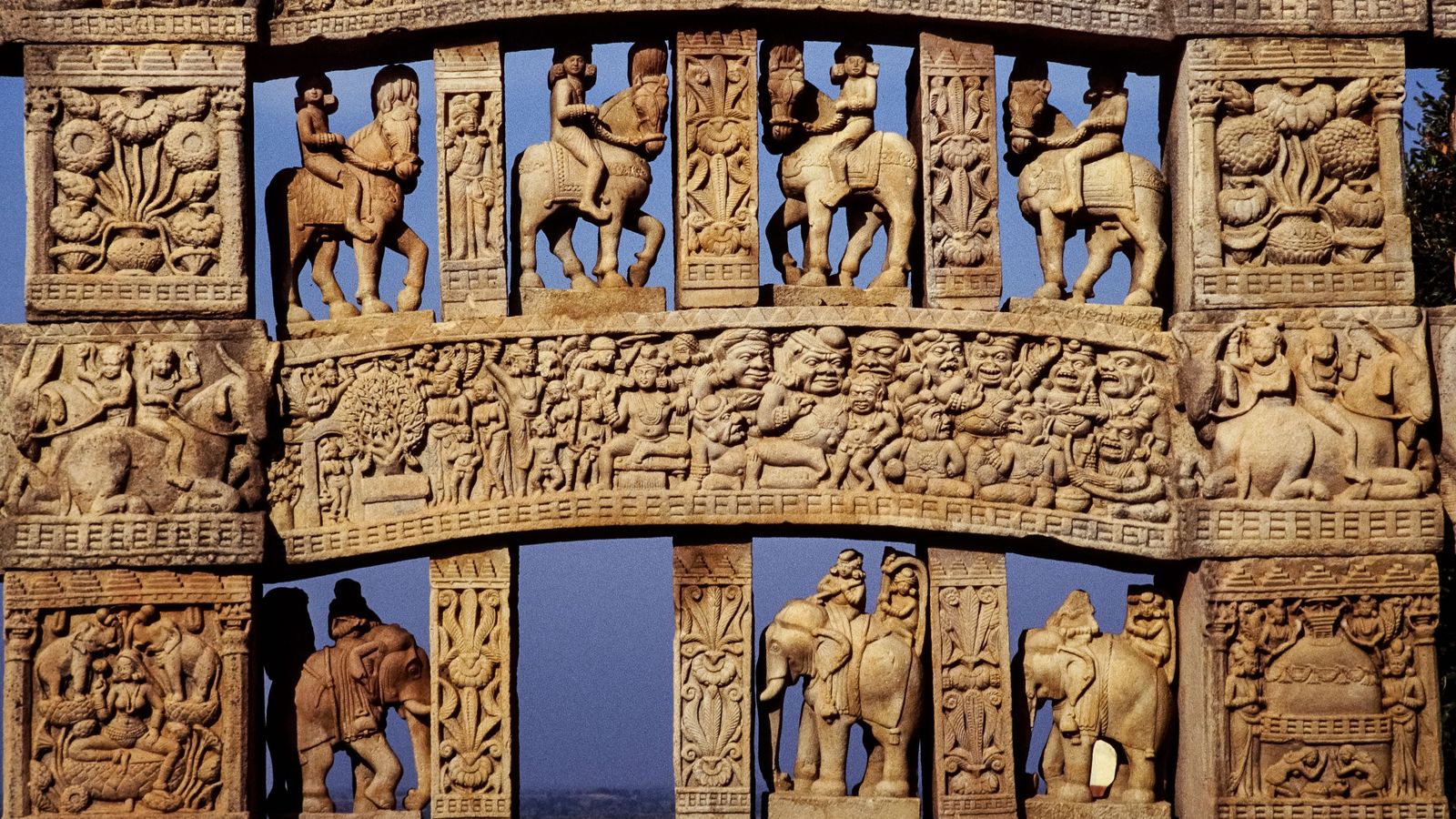 Sanchi by road