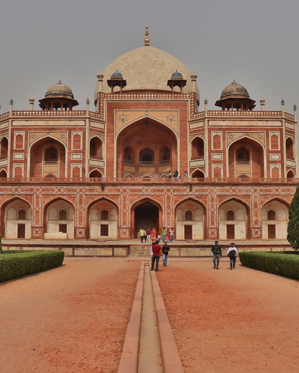 Car rental with driver in Delhi