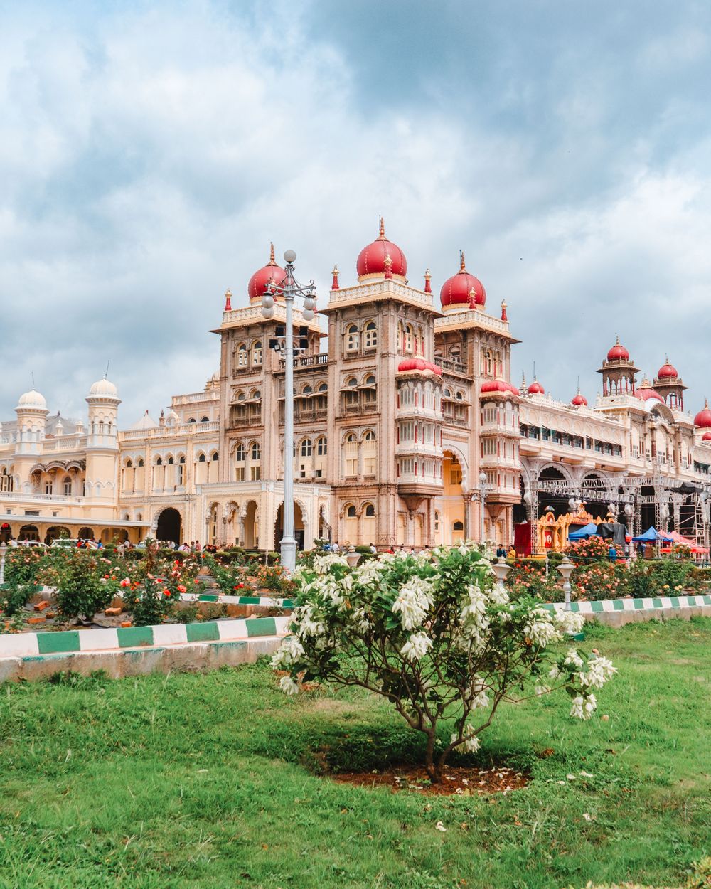 Car rental with driver in Mysore