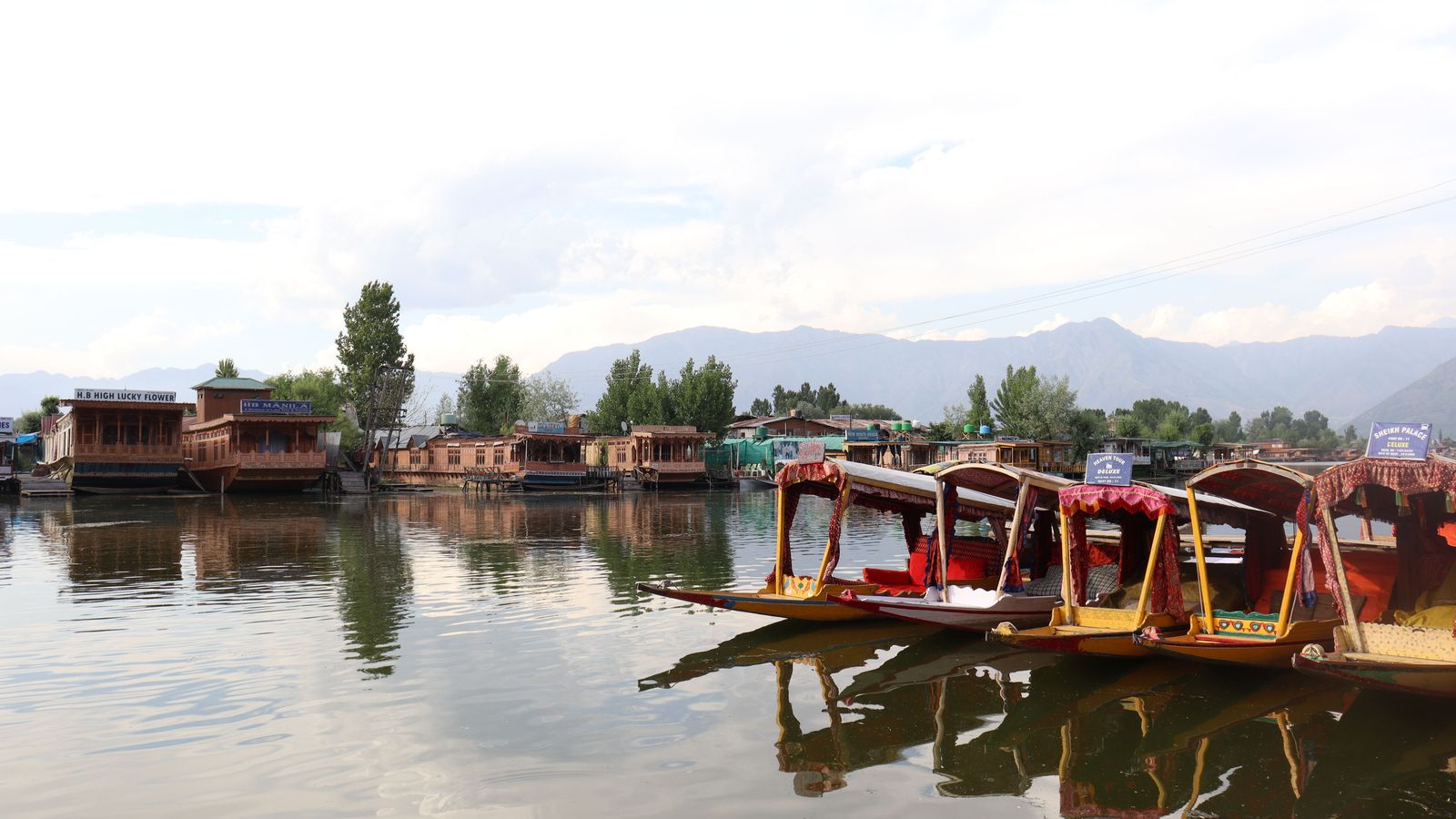 Kashmir taxi service